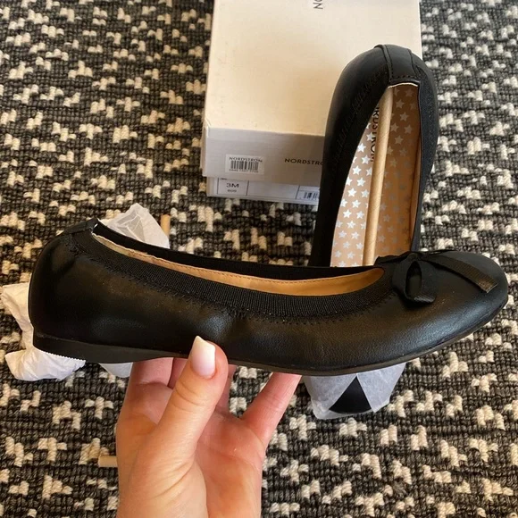 Girls Elise Slip On Ballet Flats from Nordstrom (NWT) - Picture 4 of 8